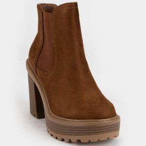 SODA Platform Womens Chestnut Chelsea Boots